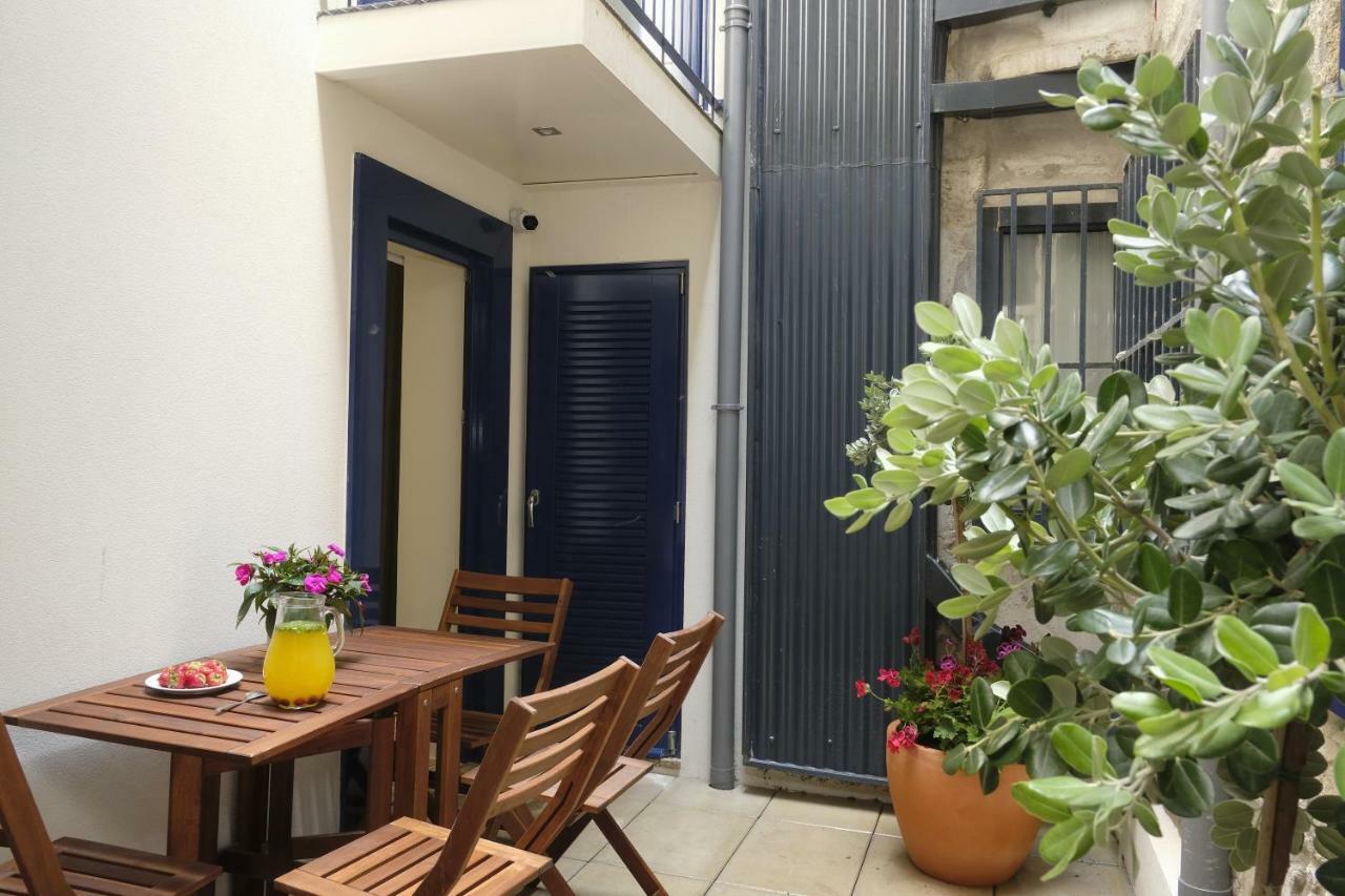 Oporto Wall Apartments ภายนอก รูปภาพ