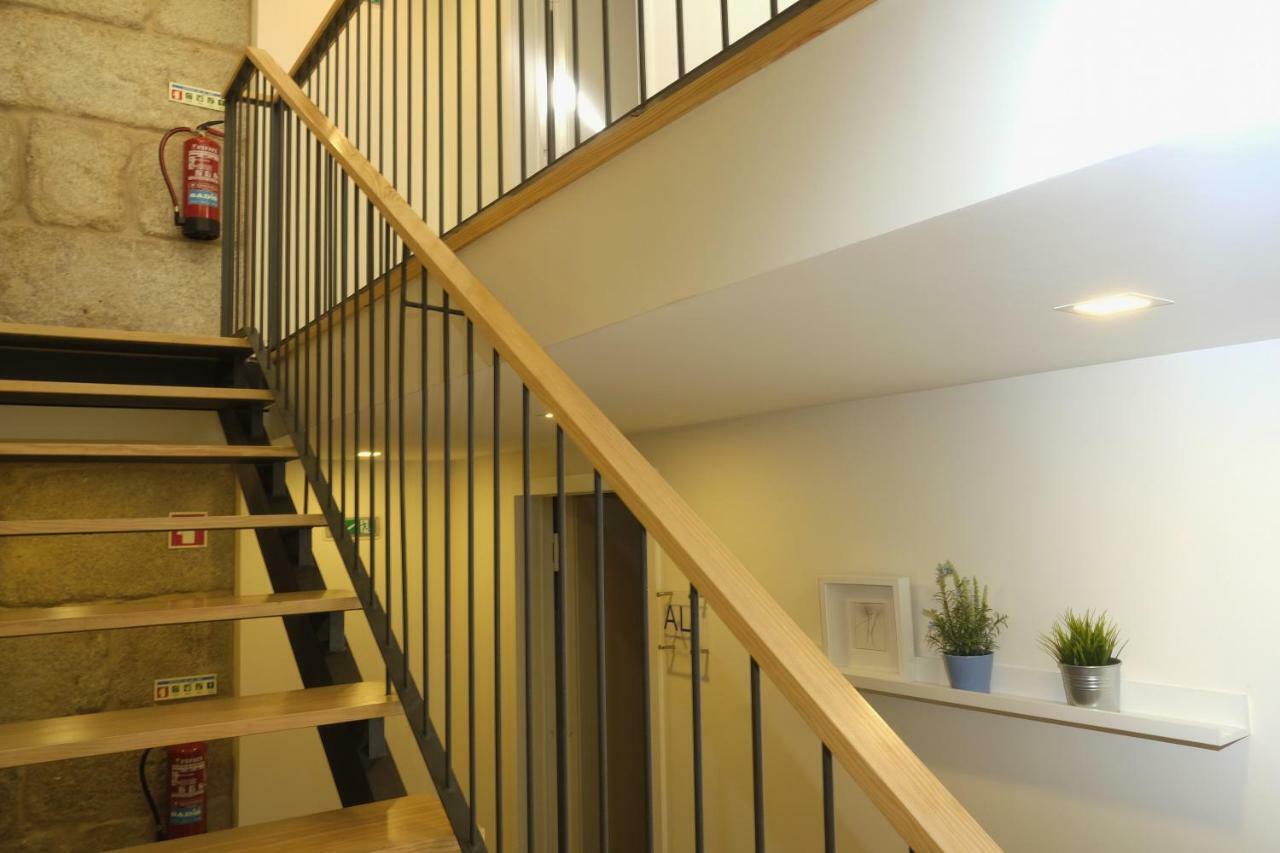 Oporto Wall Apartments ภายนอก รูปภาพ