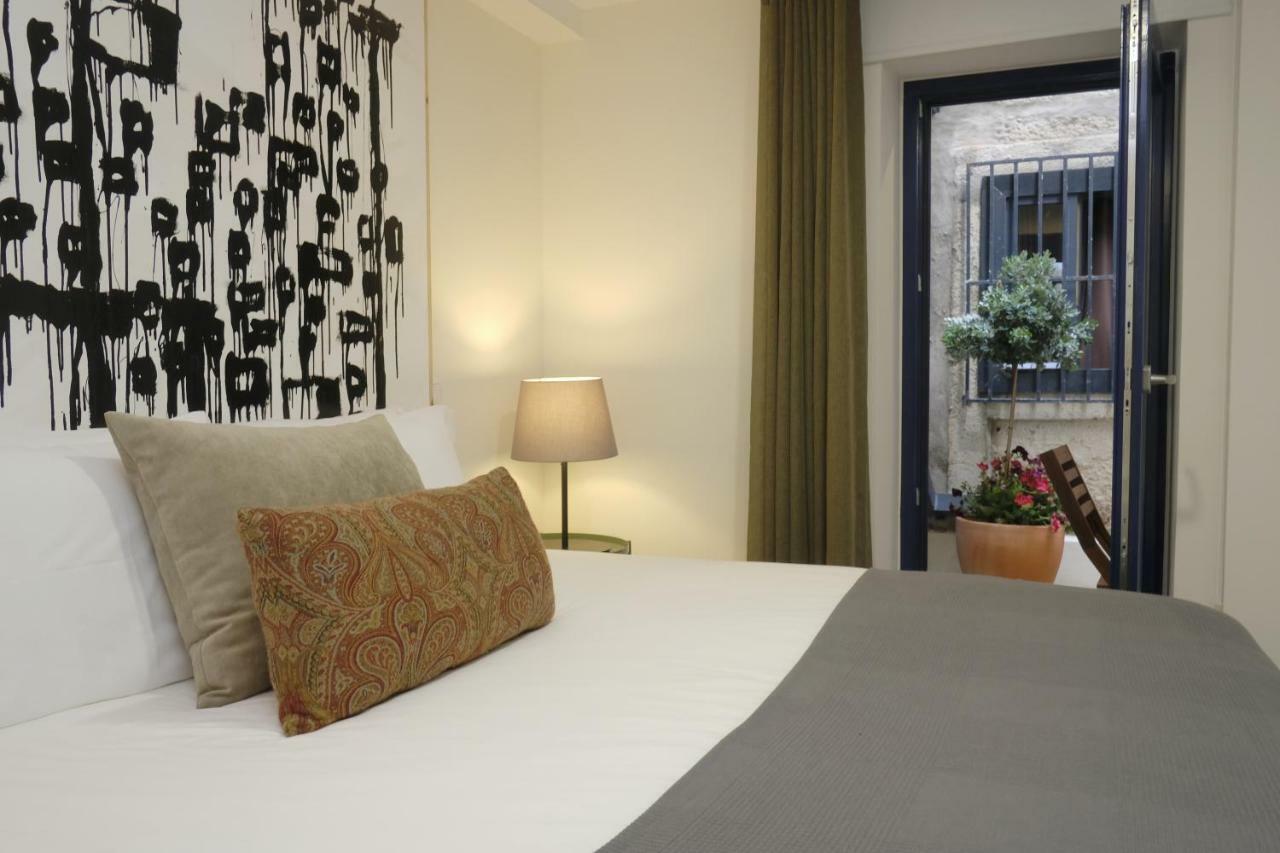 Oporto Wall Apartments ภายนอก รูปภาพ