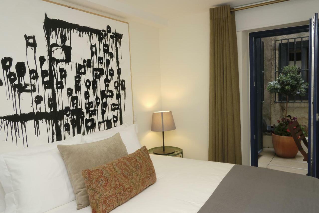 Oporto Wall Apartments ภายนอก รูปภาพ