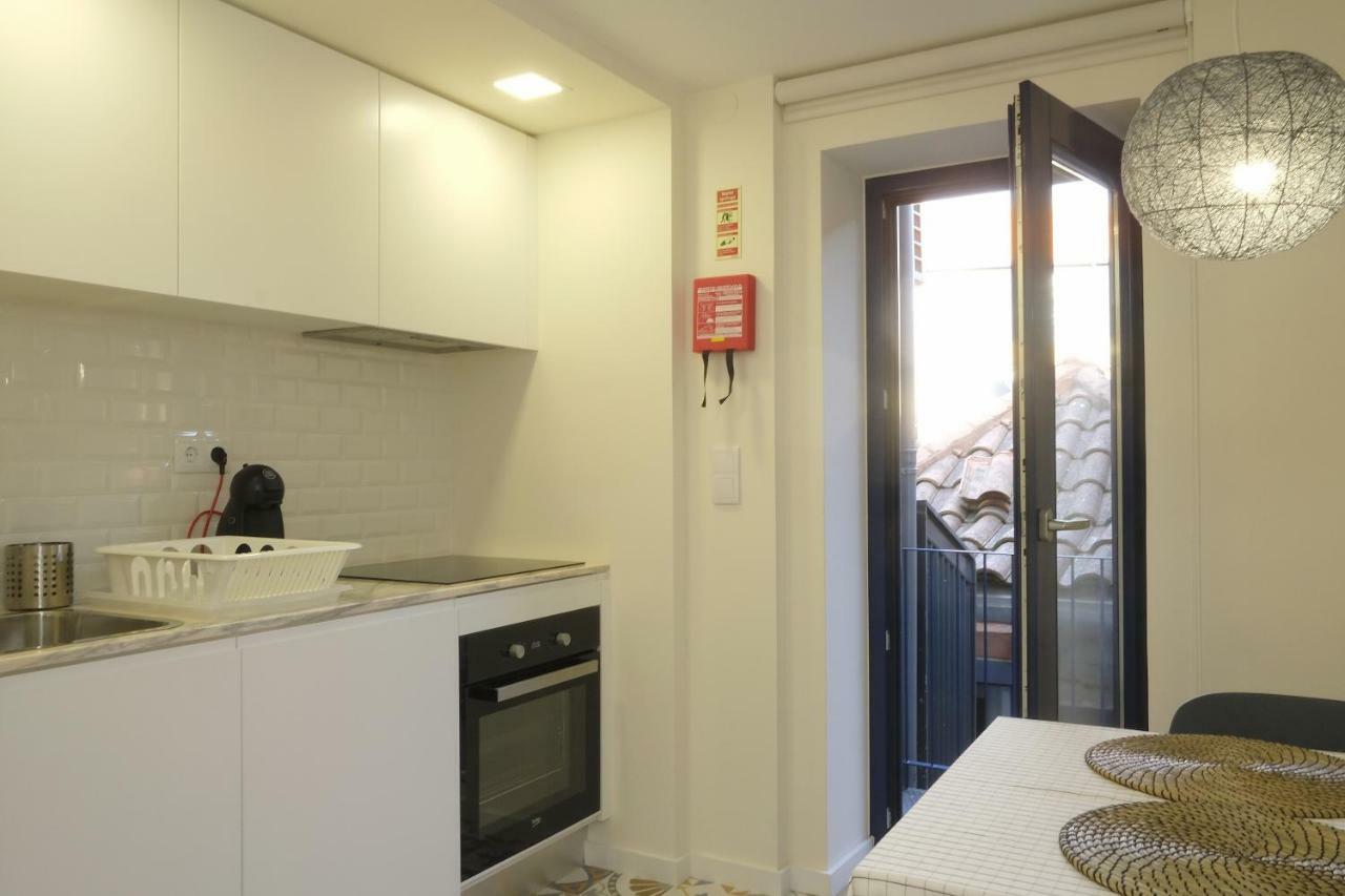 Oporto Wall Apartments ภายนอก รูปภาพ