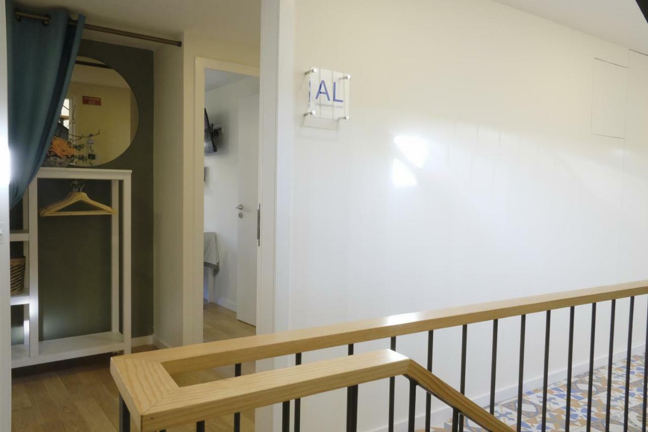 Oporto Wall Apartments ภายนอก รูปภาพ