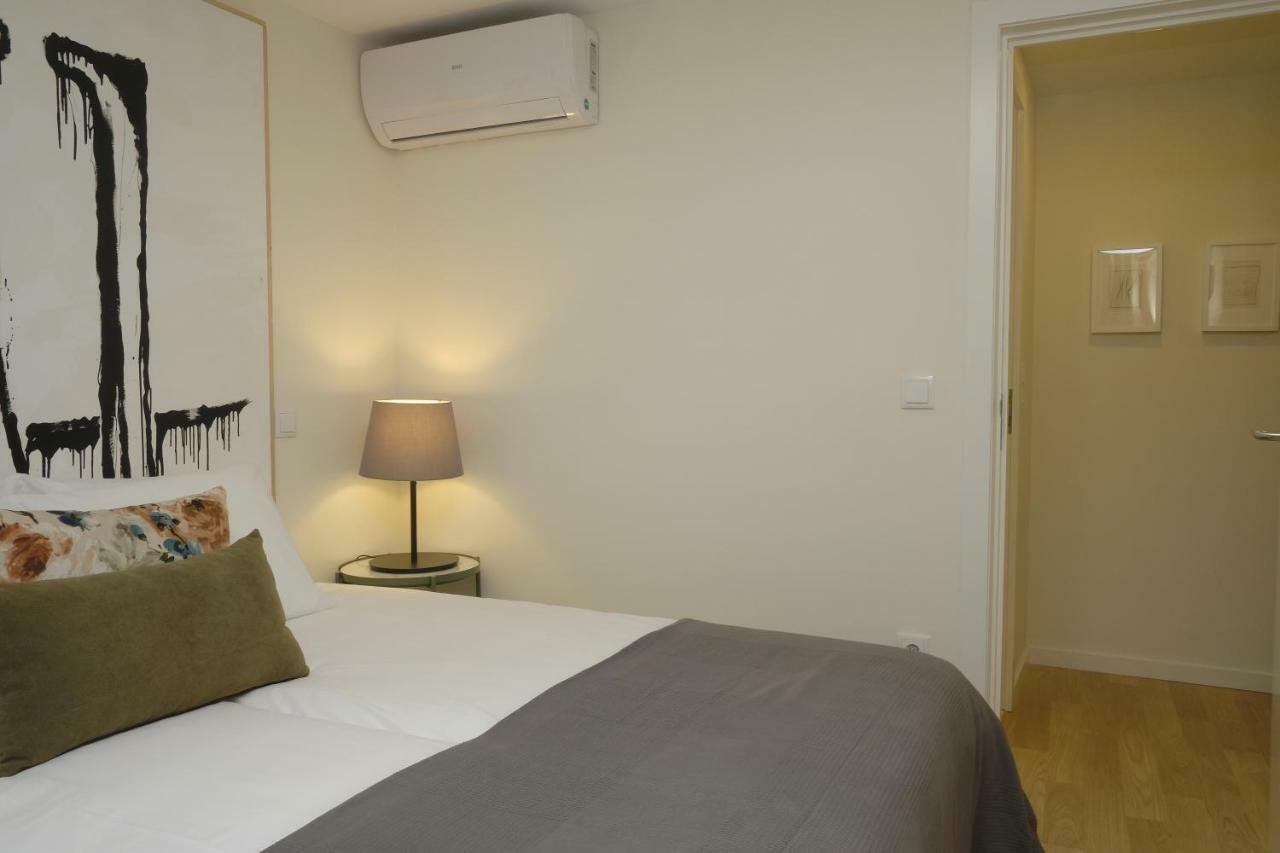 Oporto Wall Apartments ภายนอก รูปภาพ