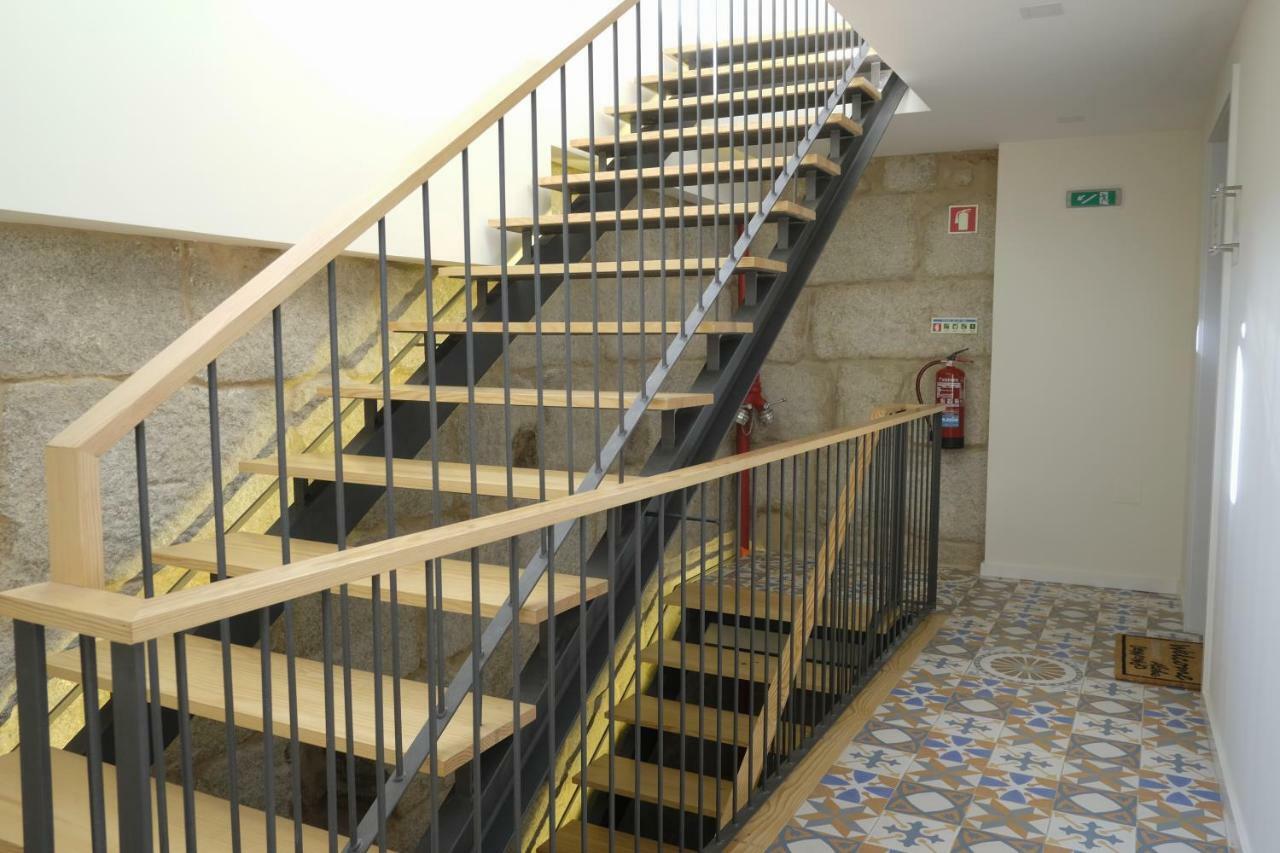 Oporto Wall Apartments ภายนอก รูปภาพ