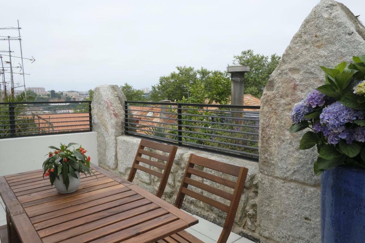 Oporto Wall Apartments ภายนอก รูปภาพ
