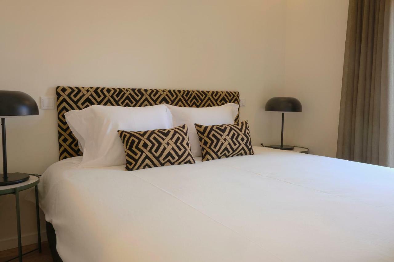 Oporto Wall Apartments ภายนอก รูปภาพ