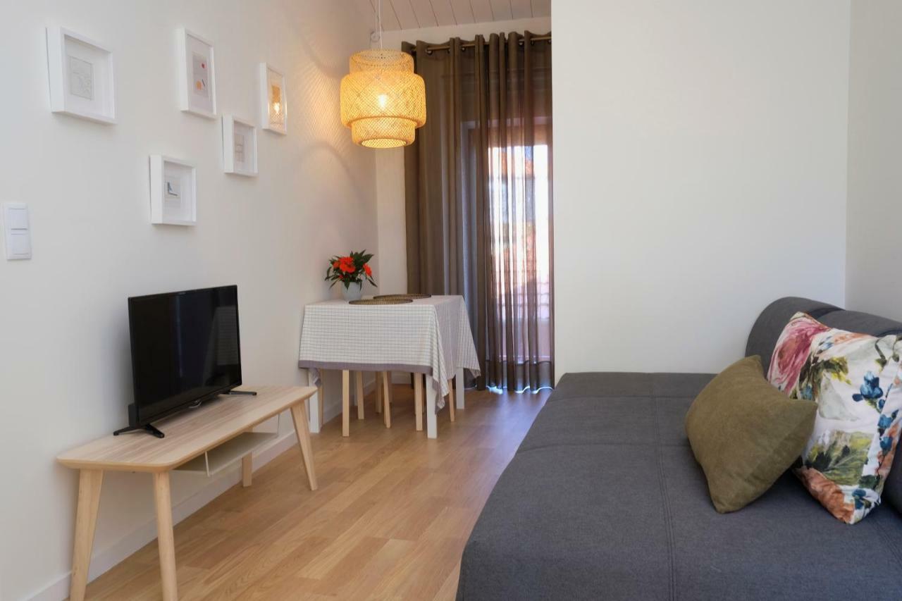 Oporto Wall Apartments ภายนอก รูปภาพ