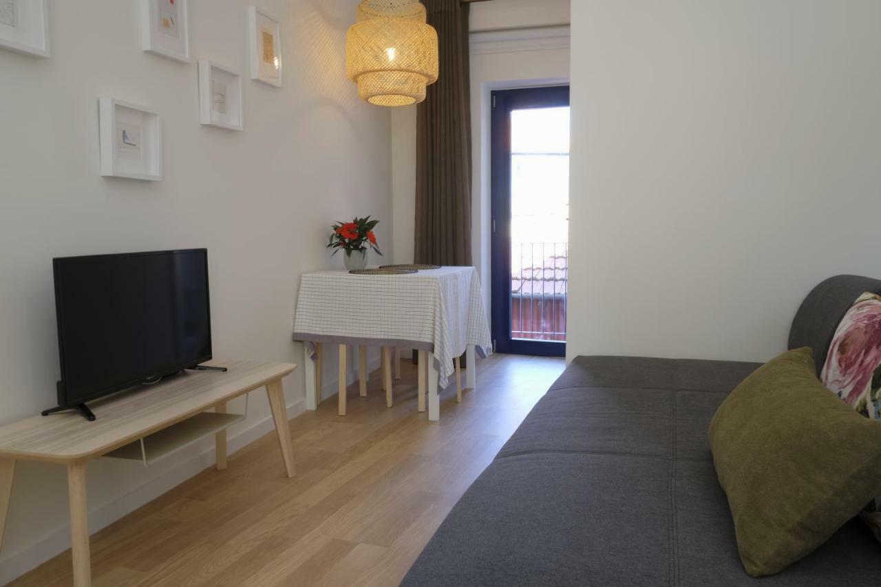 Oporto Wall Apartments ภายนอก รูปภาพ
