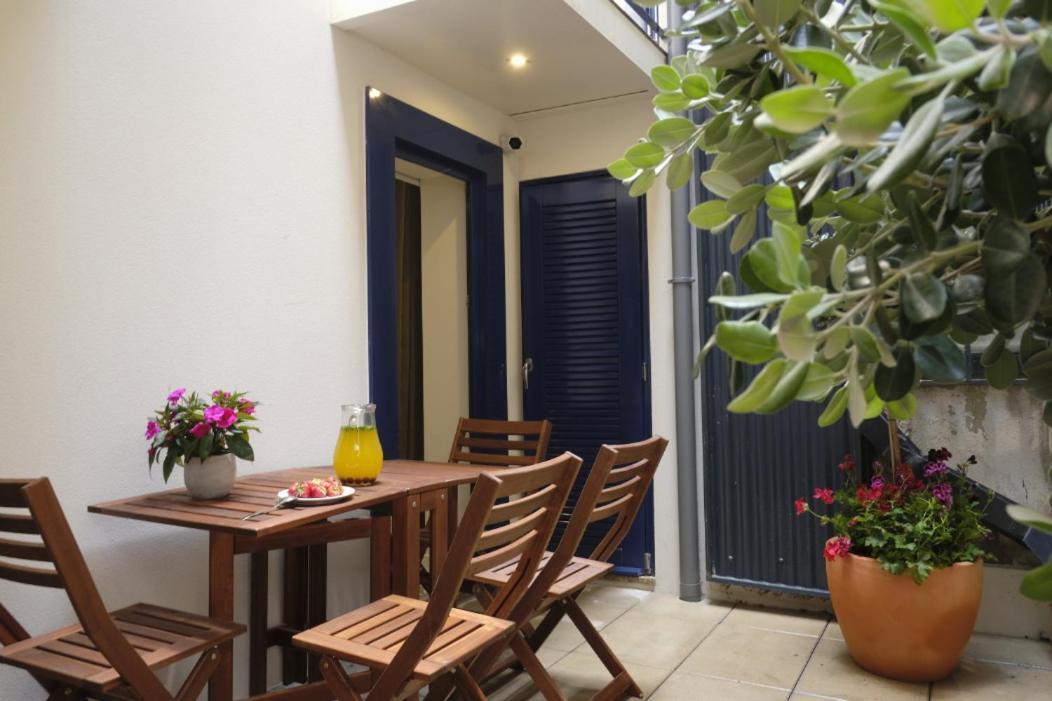 Oporto Wall Apartments ภายนอก รูปภาพ